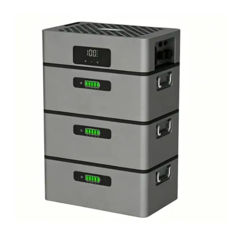 BM2400 PRO solar energy storage system with 4000Wp PV input and expandable 2400Wh battery modules