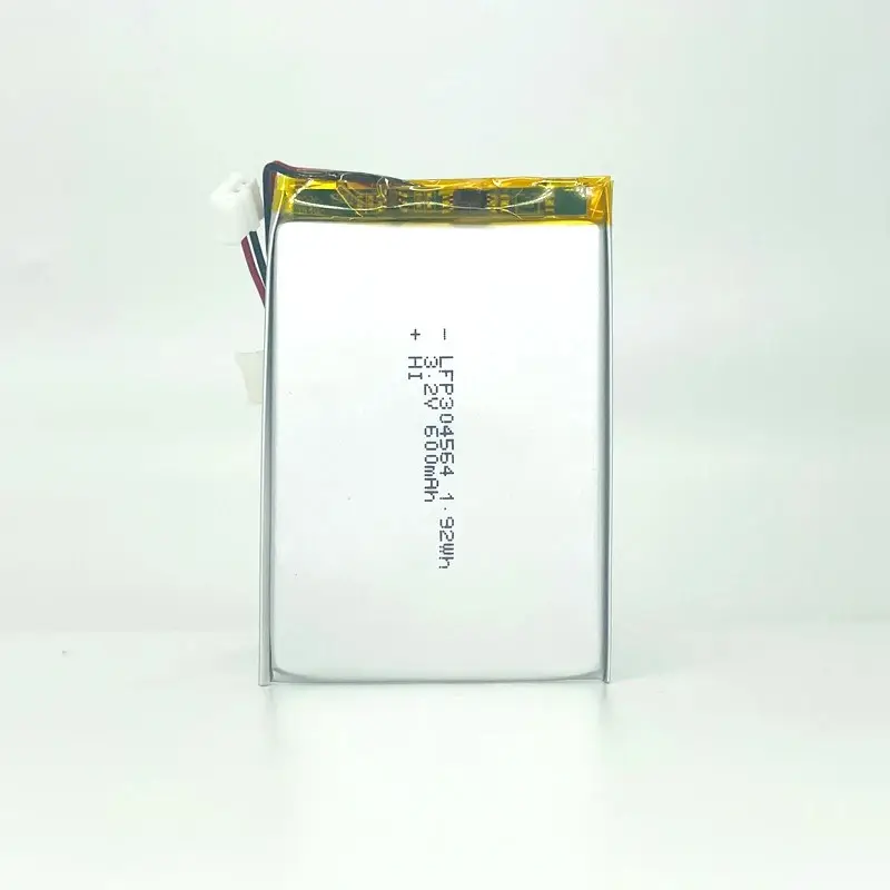 Batería LiFePO4 personalizada de 3,2V 304564 de fábrica para electrónica de consumo
